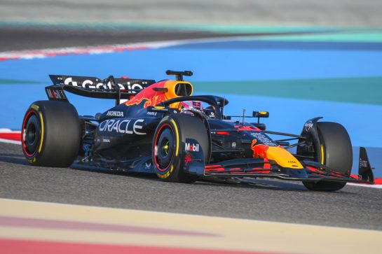 BAHRAIN, BAHRAIN - FEBRUARY 25: Liam Lawson of New Zealand driving the (30) Oracle Red Bull Racing RB21 drives on track during the Oracle Red Bull Racing Filming Day at Bahrain International Circuit on February 25, 2025 in Bahrain, Bahrain. (Photo by Simon Galloway/Getty Images) // Getty Images // SI202502250364 // Usage for editorial use only //