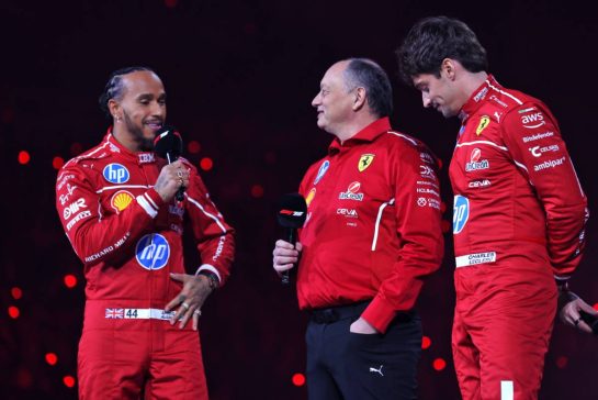 (L to R): Lewis Hamilton (GBR) Ferrari with Frederic Vasseur (FRA) Ferrari Team Principal and Charles Leclerc (MON) Ferrari.
18.02.2025. Formula One World Championship, F1 75 Live. O2 Arena, London, England.
- www.xpbimages.com, EMail: requests@xpbimages.com © Copyright: Batchelor / XPB Images
