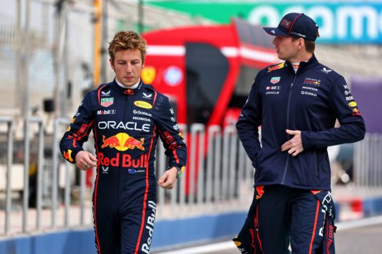 (L to R): Liam Lawson (NZL) Red Bull Racing with Max Verstappen (NLD) Red Bull Racing.
26.02.2025. Formula 1 Testing, Sakhir, Bahrain, Day One.
- www.xpbimages.com, EMail: requests@xpbimages.com © Copyright: Batchelor / XPB Images