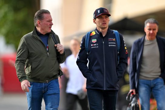 (L to R): Jos Verstappen (NLD) with his son Max Verstappen (NLD) Red Bull Racing.
26.02.2025. Formula 1 Testing, Sakhir, Bahrain, Day One.
- www.xpbimages.com, EMail: requests@xpbimages.com © Copyright: Price / XPB Images