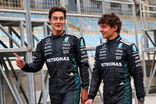 (L to R): George Russell (GBR) Mercedes AMG F1 with Andrea Kimi Antonelli (ITA) Mercedes AMG F1.
26.02.2025. Formula 1 Testing, Sakhir, Bahrain, Day One.
- www.xpbimages.com, EMail: requests@xpbimages.com © Copyright: Batchelor / XPB Images