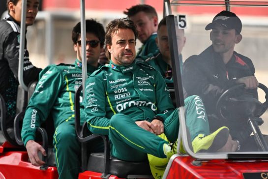 Fernando Alonso (ESP) Aston Martin F1 Team.
26.02.2025. Formula 1 Testing, Sakhir, Bahrain, Day One.
- www.xpbimages.com, EMail: requests@xpbimages.com © Copyright: Price / XPB Images