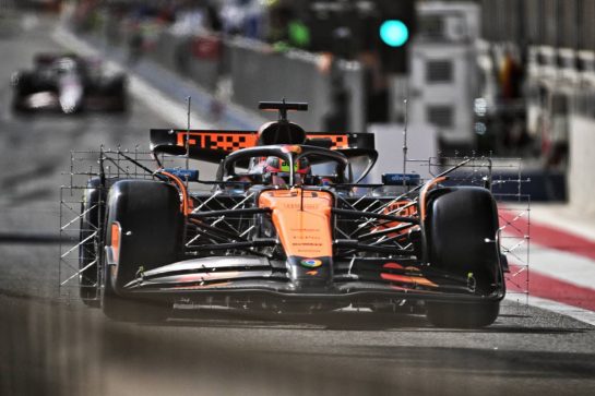 Oscar Piastri (AUS) McLaren MCL39.
26.02.2025. Formula 1 Testing, Sakhir, Bahrain, Day One.
- www.xpbimages.com, EMail: requests@xpbimages.com © Copyright: Price / XPB Images