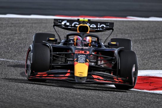 Liam Lawson (NZL) Red Bull Racing RB21.
26.02.2025. Formula 1 Testing, Sakhir, Bahrain, Day One.
- www.xpbimages.com, EMail: requests@xpbimages.com © Copyright: Price / XPB Images