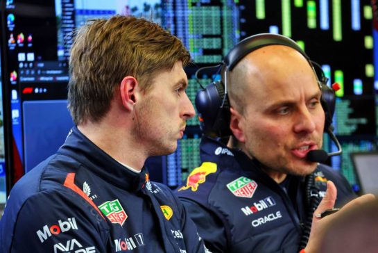 (L to R): Max Verstappen (NLD) Red Bull Racing with Gianpiero Lambiase (ITA) Red Bull Racing Head of Racing.
26.02.2025. Formula 1 Testing, Sakhir, Bahrain, Day One.
- www.xpbimages.com, EMail: requests@xpbimages.com © Copyright: Batchelor / XPB Images