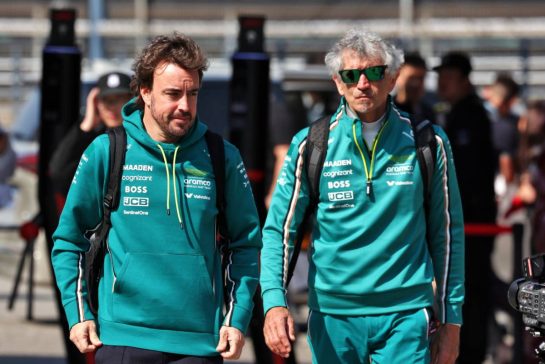 (L to R): Fernando Alonso (ESP) Aston Martin F1 Team with Edoardo Bendinelli (ITA) Aston Martin F1 Team Personal Trainer.
21.03.2025. Formula 1 World Championship, Rd 2, Chinese Grand Prix, Shanghai, China, Sprint Qualifying Day.
- www.xpbimages.com, EMail: requests@xpbimages.com © Copyright: Moy / XPB Images