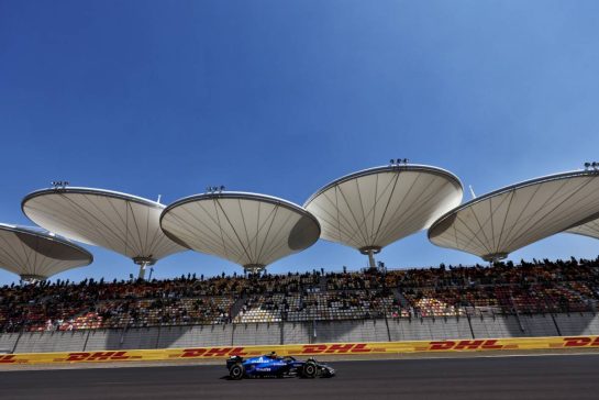 Alexander Albon (THA) Atlassian Williams Racing FW47.
21.03.2025. Formula 1 World Championship, Rd 2, Chinese Grand Prix, Shanghai, China, Sprint Qualifying Day.
- www.xpbimages.com, EMail: requests@xpbimages.com © Copyright: Moy / XPB Images