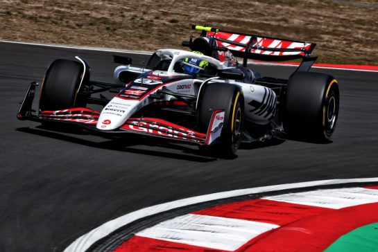 Oliver Bearman (GBR) Haas VF-25.
21.03.2025. Formula 1 World Championship, Rd 2, Chinese Grand Prix, Shanghai, China, Sprint Qualifying Day.
- www.xpbimages.com, EMail: requests@xpbimages.com © Copyright: Charniaux / XPB Images