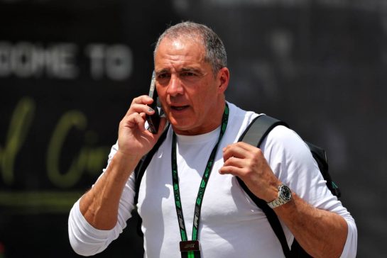 Marco Antonelli (ITA), father of Andrea Kimi Antonelli (ITA) Mercedes AMG F1.
11.04.2025. Formula 1 World Championship, Rd 4, Bahrain Grand Prix, Sakhir, Bahrain, Practice Day
- www.xpbimages.com, EMail: requests@xpbimages.com © Copyright: Moy / XPB Images