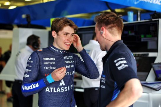 Luke Browning (GBR) Atlassian Williams Racing Academy Driver.
11.04.2025. Formula 1 World Championship, Rd 4, Bahrain Grand Prix, Sakhir, Bahrain, Practice Day
- www.xpbimages.com, EMail: requests@xpbimages.com © Copyright: Bearne / XPB Images