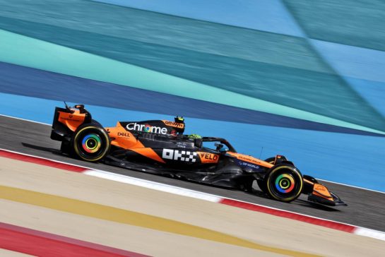Lando Norris (GBR) McLaren MCL39.
11.04.2025. Formula 1 World Championship, Rd 4, Bahrain Grand Prix, Sakhir, Bahrain, Practice Day
- www.xpbimages.com, EMail: requests@xpbimages.com © Copyright: Moy / XPB Images
