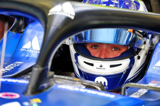 Luke Browning (GBR) Atlassian Williams Racing FW47 Academy Driver.
11.04.2025. Formula 1 World Championship, Rd 4, Bahrain Grand Prix, Sakhir, Bahrain, Practice Day
- www.xpbimages.com, EMail: requests@xpbimages.com © Copyright: Batchelor / XPB Images