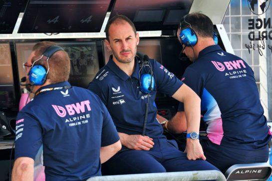 Oliver Oakes (GBR) Alpine F1 Team Team Principal.
11.04.2025. Formula 1 World Championship, Rd 4, Bahrain Grand Prix, Sakhir, Bahrain, Practice Day
- www.xpbimages.com, EMail: requests@xpbimages.com © Copyright: Batchelor / XPB Images