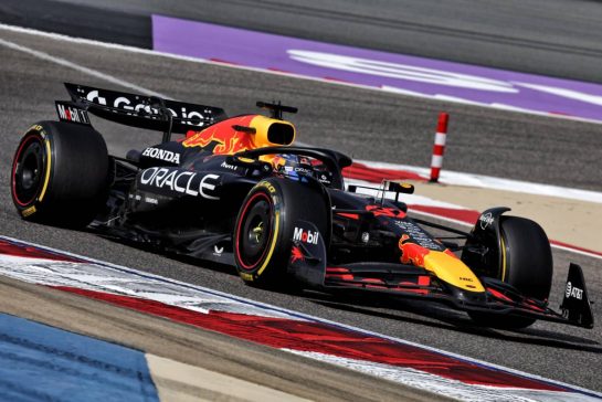 Ayumu Iwasa (JPN) Red Bull Racing RB21 Test Driver.
11.04.2025. Formula 1 World Championship, Rd 4, Bahrain Grand Prix, Sakhir, Bahrain, Practice Day
- www.xpbimages.com, EMail: requests@xpbimages.com © Copyright: Moy / XPB Images
