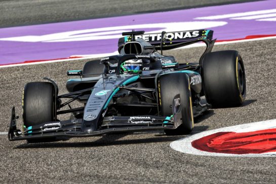 Frederik Vesti (DEN) Mercedes AMG F1 W16 Reserve Driver.
11.04.2025. Formula 1 World Championship, Rd 4, Bahrain Grand Prix, Sakhir, Bahrain, Practice Day
- www.xpbimages.com, EMail: requests@xpbimages.com © Copyright: Bearne / XPB Images