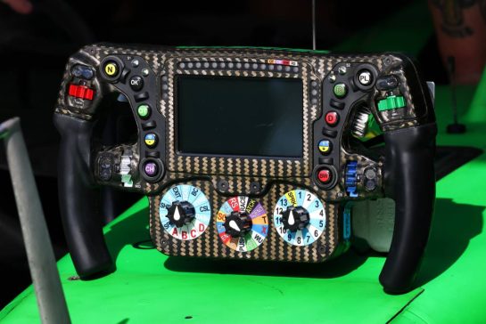 Sauber C45 steering wheel.
12.04.2025. Formula 1 World Championship, Rd 4, Bahrain Grand Prix, Sakhir, Bahrain, Qualifying Day.
- www.xpbimages.com, EMail: requests@xpbimages.com © Copyright: Batchelor / XPB Images