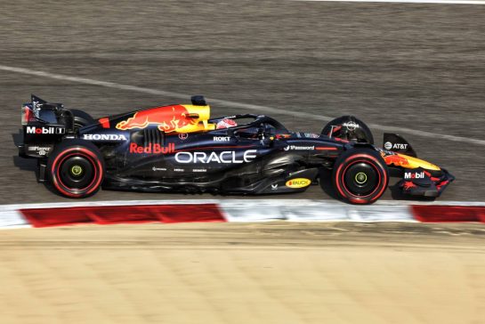 Max Verstappen (NLD) Red Bull Racing RB21.
12.04.2025. Formula 1 World Championship, Rd 4, Bahrain Grand Prix, Sakhir, Bahrain, Qualifying Day.
- www.xpbimages.com, EMail: requests@xpbimages.com © Copyright: Bearne / XPB Images