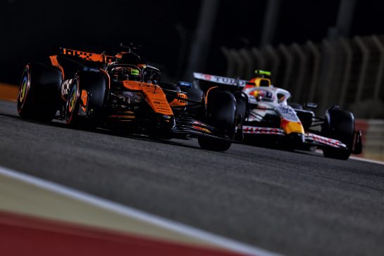 Oscar Piastri (AUS) McLaren MCL39.
12.04.2025. Formula 1 World Championship, Rd 4, Bahrain Grand Prix, Sakhir, Bahrain, Qualifying Day.
- www.xpbimages.com, EMail: requests@xpbimages.com © Copyright: Charniaux / XPB Images