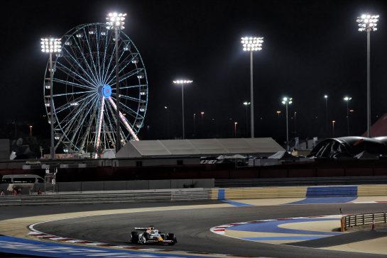 Isack Hadjar (FRA) Racing Bulls VCARB 02.
12.04.2025. Formula 1 World Championship, Rd 4, Bahrain Grand Prix, Sakhir, Bahrain, Qualifying Day.
- www.xpbimages.com, EMail: requests@xpbimages.com © Copyright: Charniaux / XPB Images