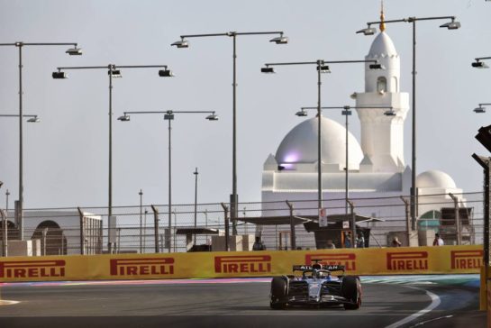 Alexander Albon (THA) Atlassian Williams Racing FW47.
19.04.2025. Formula 1 World Championship, Rd 5, Saudi Arabian Grand Prix, Jeddah, Saudi Arabia, Qualifying Day.
- www.xpbimages.com, EMail: requests@xpbimages.com © Copyright: Rew / XPB Images