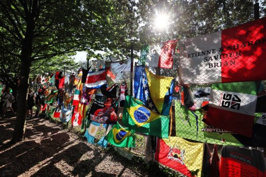Circuit atmosphere - tributes to Ayrton Senna at Tamburello.
15.05.2025. Formula 1 World Championship, Rd 7, Emilia Romagna Grand Prix, Imola, Italy, Preparation Day.
- www.xpbimages.com, EMail: requests@xpbimages.com © Copyright: Moy / XPB Images