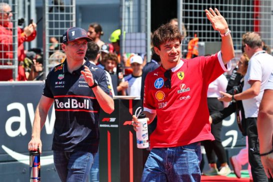 (L to R): Max Verstappen (NLD) Red Bull Racing and Charles Leclerc (MON) Ferrari on the drivers' parade.
18.05.2025. Formula 1 World Championship, Rd 7, Emilia Romagna Grand Prix, Imola, Italy, Race Day.
- www.xpbimages.com, EMail: requests@xpbimages.com © Copyright: Batchelor / XPB Images