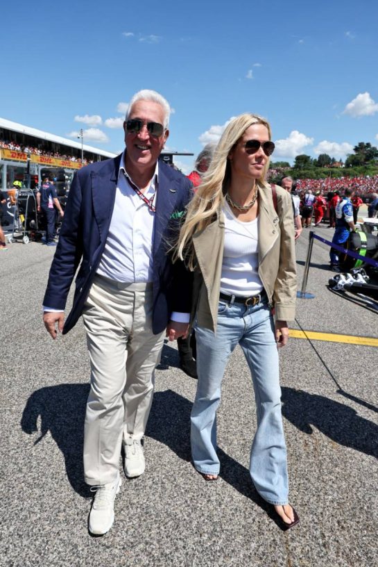 Lawrence Stroll (CDN) Aston Martin F1 Team Investor with his wife Raquel Stroll (BRA) on the grid.
18.05.2025. Formula 1 World Championship, Rd 7, Emilia Romagna Grand Prix, Imola, Italy, Race Day.
- www.xpbimages.com, EMail: requests@xpbimages.com © Copyright: Moy / XPB Images