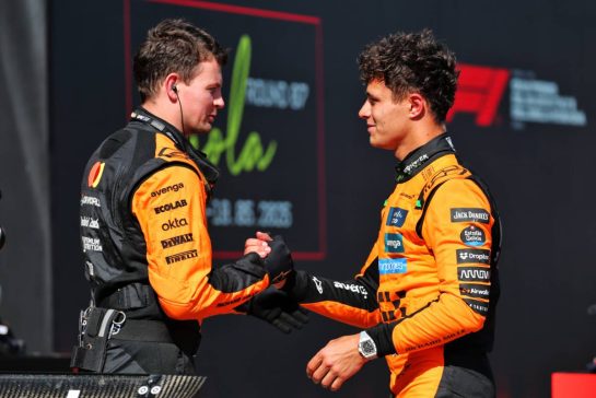 Lando Norris (GBR) McLaren celebrates his second position in parc ferme.
18.05.2025. Formula 1 World Championship, Rd 7, Emilia Romagna Grand Prix, Imola, Italy, Race Day.
- www.xpbimages.com, EMail: requests@xpbimages.com © Copyright: Batchelor / XPB Images