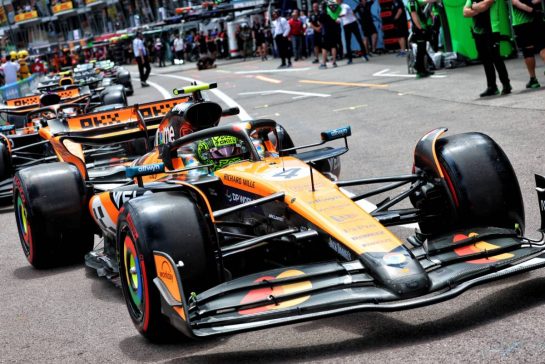 Lando Norris (GBR) McLaren MCL39 in the pits.
23.05.2025. Formula 1 World Championship, Rd 8, Monaco Grand Prix, Monte Carlo, Monaco, Practice Day.
- www.xpbimages.com, EMail: requests@xpbimages.com © Copyright: Batchelor / XPB Images