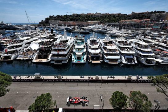 Lewis Hamilton (GBR) Ferrari SF-25.
24.05.2025. Formula 1 World Championship, Rd 8, Monaco Grand Prix, Monte Carlo, Monaco, Qualifying Day.
- www.xpbimages.com, EMail: requests@xpbimages.com © Copyright: Moy / XPB Images