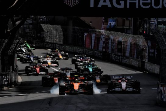 Lando Norris (GBR) McLaren MCL39 leads Charles Leclerc (MON) Ferrari SF-25 at the start of the race.
25.05.2025. Formula 1 World Championship, Rd 8, Monaco Grand Prix, Monte Carlo, Monaco, Race Day.
- www.xpbimages.com, EMail: requests@xpbimages.com © Copyright: Charniaux / XPB Images
