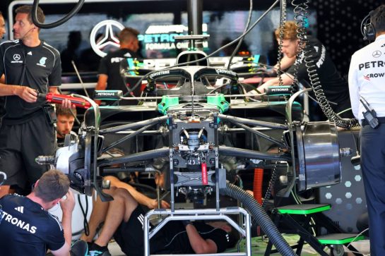 Mercedes AMG F1 W16 being prepared in the pit garage.
29.05.2025. Formula 1 World Championship, Rd 9, Spanish Grand Prix, Barcelona, Spain, Preparation Day.
- www.xpbimages.com, EMail: requests@xpbimages.com © Copyright: Batchelor / XPB Images