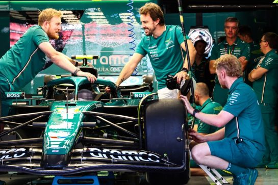 Fernando Alonso (ESP), Aston Martin Racing
29.05.2025. Formula 1 World Championship, Rd 9, Spanish Grand Prix, Barcelona, Spain, Preparation Day.
- www.xpbimages.com, EMail: requests@xpbimages.com © Copyright: Charniaux / XPB Images
