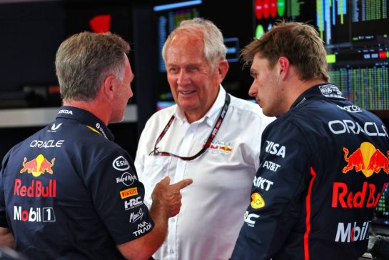 (L to R): Christian Horner (GBR) Red Bull Racing Team Principal with Dr Helmut Marko (AUT) Red Bull Motorsport Consultant and Max Verstappen (NLD) Red Bull Racing.
30.05.2025 Formula 1 World Championship, Rd 9, Spanish Grand Prix, Barcelona, Spain, Practice Day.
- www.xpbimages.com, EMail: requests@xpbimages.com © Copyright: Batchelor / XPB Images