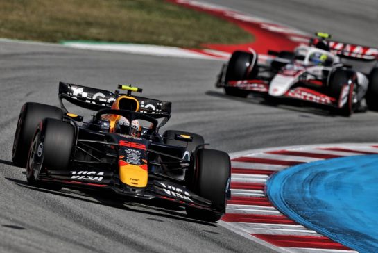 Yuki Tsunoda (JPN) Red Bull Racing RB21.
31.05.2025. Formula 1 World Championship, Rd 9, Spanish Grand Prix, Barcelona, Spain, Qualifying Day.
- www.xpbimages.com, EMail: requests@xpbimages.com © Copyright: Charniaux / XPB Images