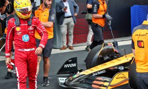 Hamilton: Flexi-wing clampdown ‘a waste of everyone’s money’