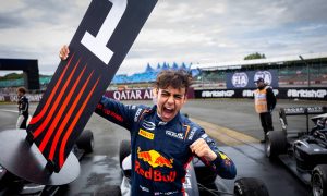 Red Bull requests F1 superlicence exemption for Lindblad