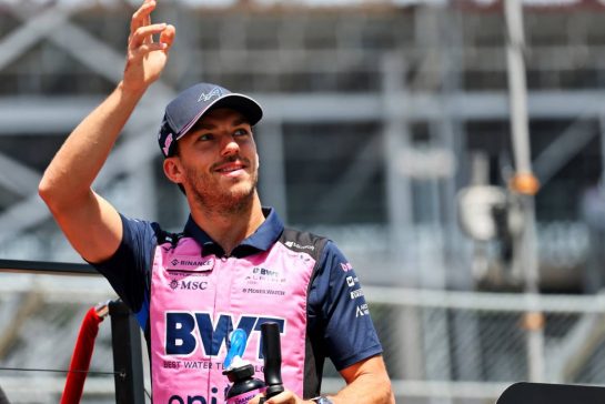 Pierre Gasly (FRA) Alpine F1 Team on the drivers' parade.
01.06.2025. Formula 1 World Championship, Rd 9, Spanish Grand Prix, Barcelona, Spain, Race Day.
- www.xpbimages.com, EMail: requests@xpbimages.com © Copyright: Batchelor / XPB Images