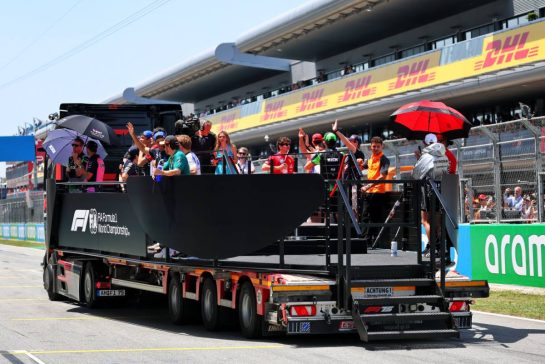 Drivers' Parade.
01.06.2025. Formula 1 World Championship, Rd 9, Spanish Grand Prix, Barcelona, Spain, Race Day.
- www.xpbimages.com, EMail: requests@xpbimages.com © Copyright: Batchelor / XPB Images