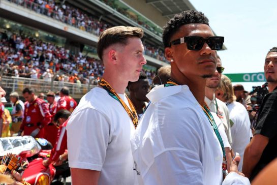Ollie Watkins (GBR) England Football Team Player on the grid.
01.06.2025. Formula 1 World Championship, Rd 9, Spanish Grand Prix, Barcelona, Spain, Race Day.
- www.xpbimages.com, EMail: requests@xpbimages.com © Copyright: Rew / XPB Images