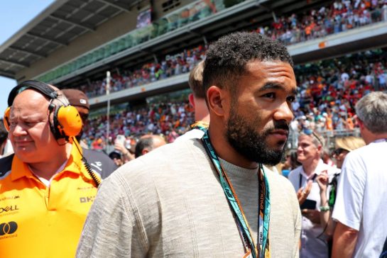 Reece James (GBR) England Football Team Player on the grid.
01.06.2025. Formula 1 World Championship, Rd 9, Spanish Grand Prix, Barcelona, Spain, Race Day.
- www.xpbimages.com, EMail: requests@xpbimages.com © Copyright: Rew / XPB Images