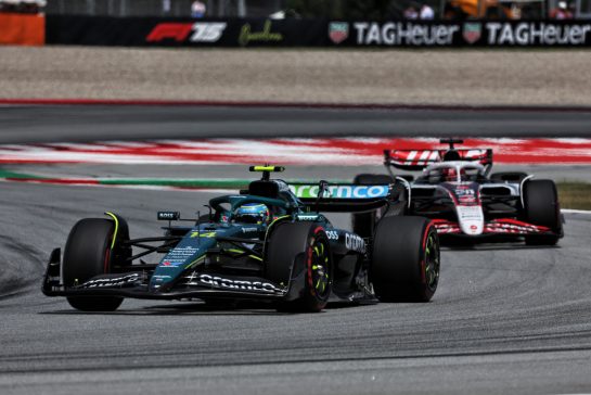 Fernando Alonso (ESP) Aston Martin F1 Team AMR25.
01.06.2025. Formula 1 World Championship, Rd 9, Spanish Grand Prix, Barcelona, Spain, Race Day.
- www.xpbimages.com, EMail: requests@xpbimages.com © Copyright: Rew / XPB Images