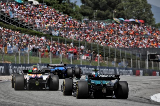 Fernando Alonso (ESP) Aston Martin F1 Team AMR25.
01.06.2025. Formula 1 World Championship, Rd 9, Spanish Grand Prix, Barcelona, Spain, Race Day.
- www.xpbimages.com, EMail: requests@xpbimages.com © Copyright: Rew / XPB Images