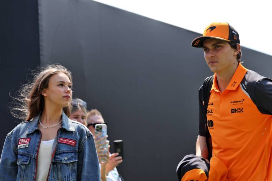 (L to R): Lily Zneimer (GBR) with her boyfriend Oscar Piastri (AUS) McLaren.
13.06.2025. Formula 1 World Championship, Rd 10, Canadian Grand Prix, Montreal, Canada, Practice Day.
- www.xpbimages.com, EMail: requests@xpbimages.com © Copyright: Rew / XPB Images
