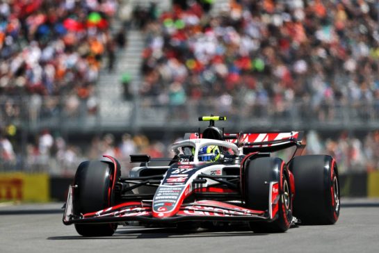 Oliver Bearman (GBR) Haas VF-25.
13.06.2025. Formula 1 World Championship, Rd 10, Canadian Grand Prix, Montreal, Canada, Practice Day.
- www.xpbimages.com, EMail: requests@xpbimages.com © Copyright: Charniaux / XPB Images