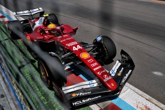 Lewis Hamilton (GBR) Ferrari SF-25.
14.06.2025. Formula 1 World Championship, Rd 10, Canadian Grand Prix, Montreal, Canada, Qualifying Day.
- www.xpbimages.com, EMail: requests@xpbimages.com © Copyright: Charniaux / XPB Images