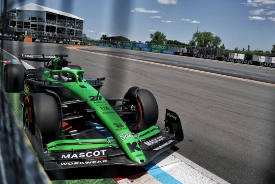 Nico Hulkenberg (GER) Sauber C45.
14.06.2025. Formula 1 World Championship, Rd 10, Canadian Grand Prix, Montreal, Canada, Qualifying Day.
- www.xpbimages.com, EMail: requests@xpbimages.com © Copyright: Charniaux / XPB Images