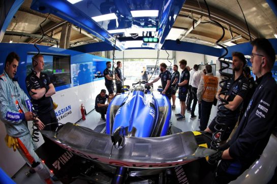 Alexander Albon (THA) Atlassian Williams Racing FW47.
14.06.2025. Formula 1 World Championship, Rd 10, Canadian Grand Prix, Montreal, Canada, Qualifying Day.
- www.xpbimages.com, EMail: requests@xpbimages.com © Copyright: Bearne / XPB Images