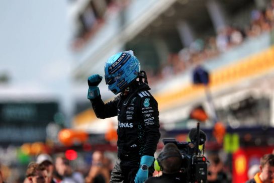 George Russell (GBR) Mercedes AMG F1 celebrates his pole position in qualifying parc ferme.
14.06.2025. Formula 1 World Championship, Rd 10, Canadian Grand Prix, Montreal, Canada, Qualifying Day.
- www.xpbimages.com, EMail: requests@xpbimages.com © Copyright: Charniaux / XPB Images