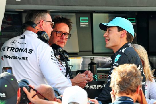 (L to R): Ron Meadows (GBR) Mercedes AMG F1 Sporting Director with Andrew Shovlin (GBR) Mercedes AMG F1 Trackside Engineering Director and George Russell (GBR) Mercedes AMG F1.
14.06.2025. Formula 1 World Championship, Rd 10, Canadian Grand Prix, Montreal, Canada, Qualifying Day.
- www.xpbimages.com, EMail: requests@xpbimages.com © Copyright: Batchelor / XPB Images